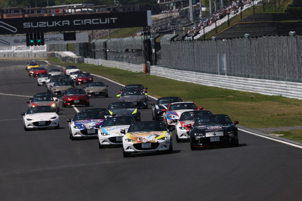 JT第3戦 山田 遼が2勝目を達成も、ファイナルラップの4ワイドに場内